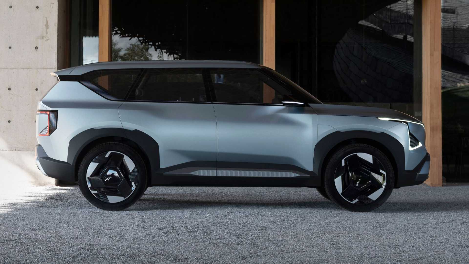 Kia EV5 SUV concept revealed - Image 2